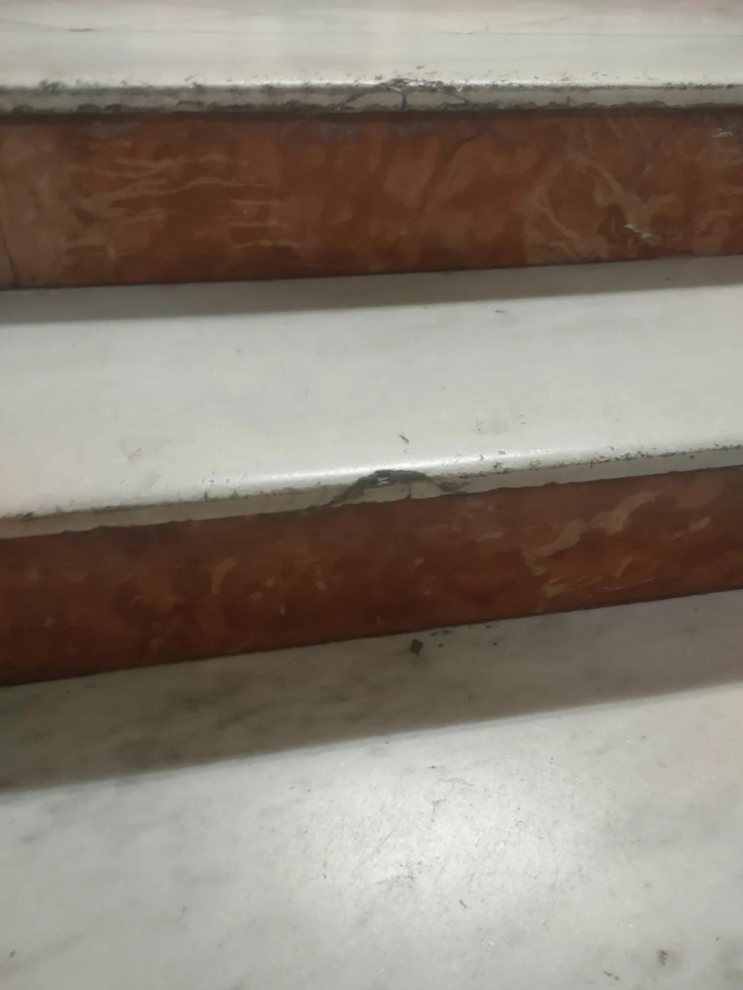 Restauración suelos antiguos en Valencia Pulidos Fenix