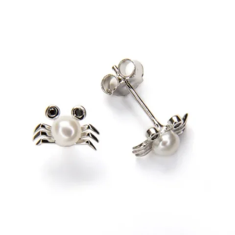 Pendientes mini cangrejo plata con perla fondo blanco